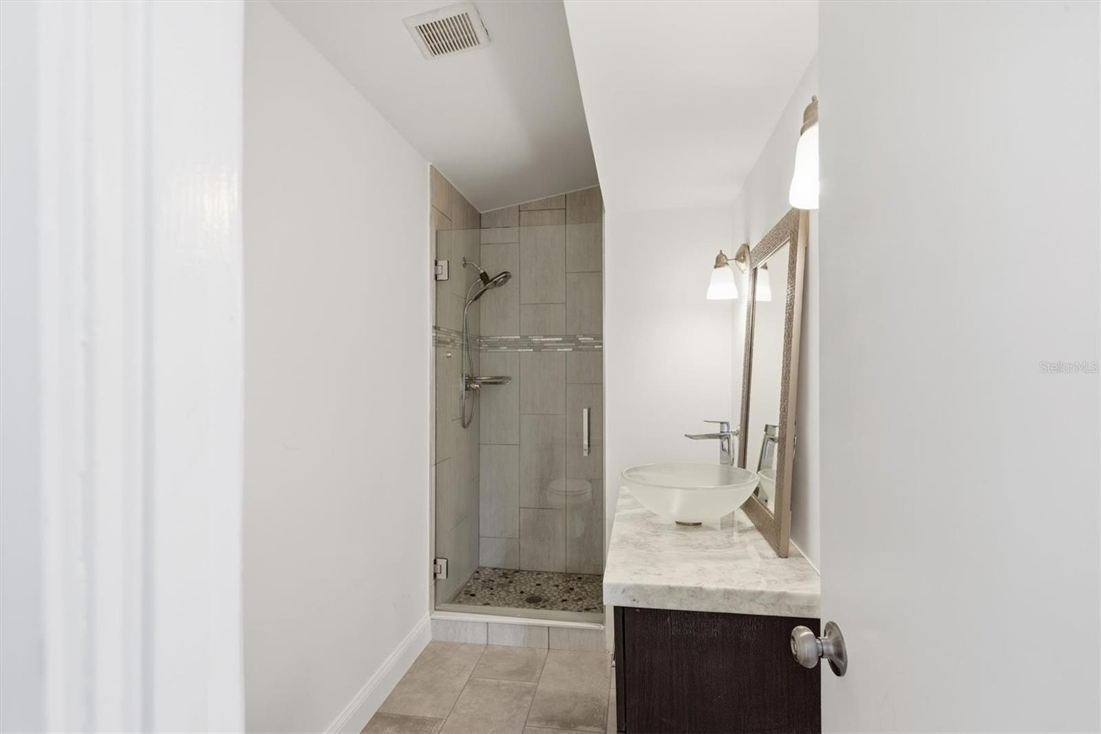 425 Partridge Cir, Sarasota, FL 34236 — photo 32 of 75