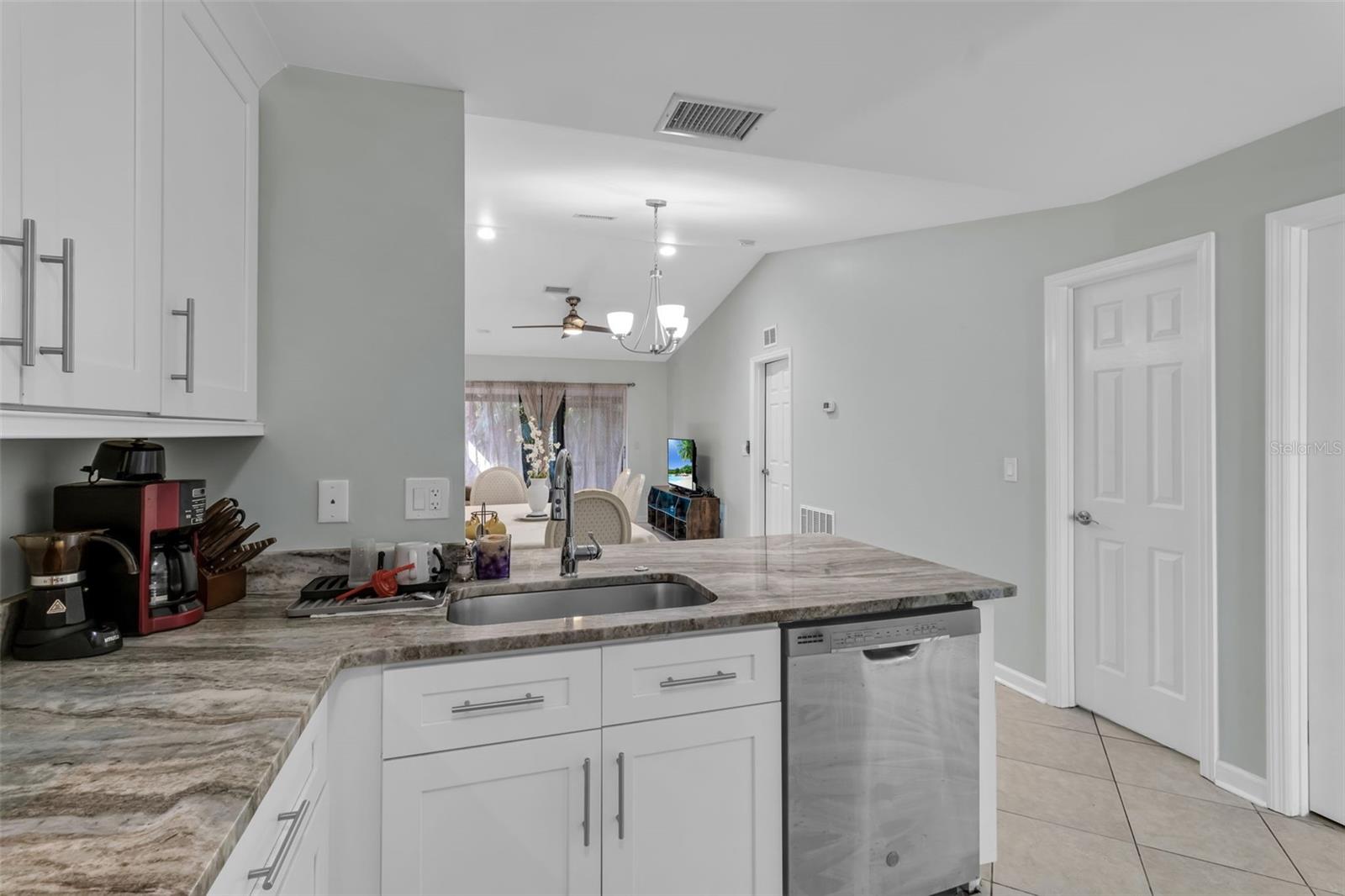 5370 Royal Palm Ave #5370, Sarasota, FL 34234 — photo 11 of 36
