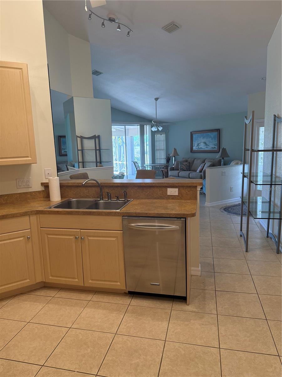 4049 Fairway Dr, North Port, FL 34287 — photo 13 of 38
