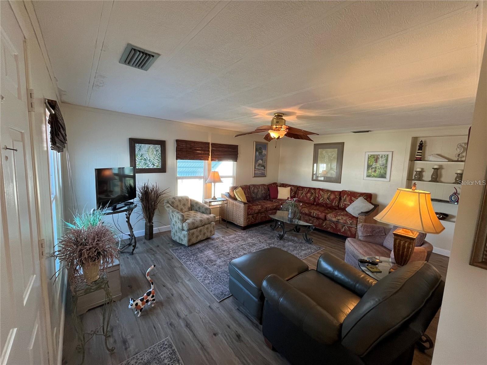 919 Cortina Blvd, Venice, FL 34285 — photo 19 of 53