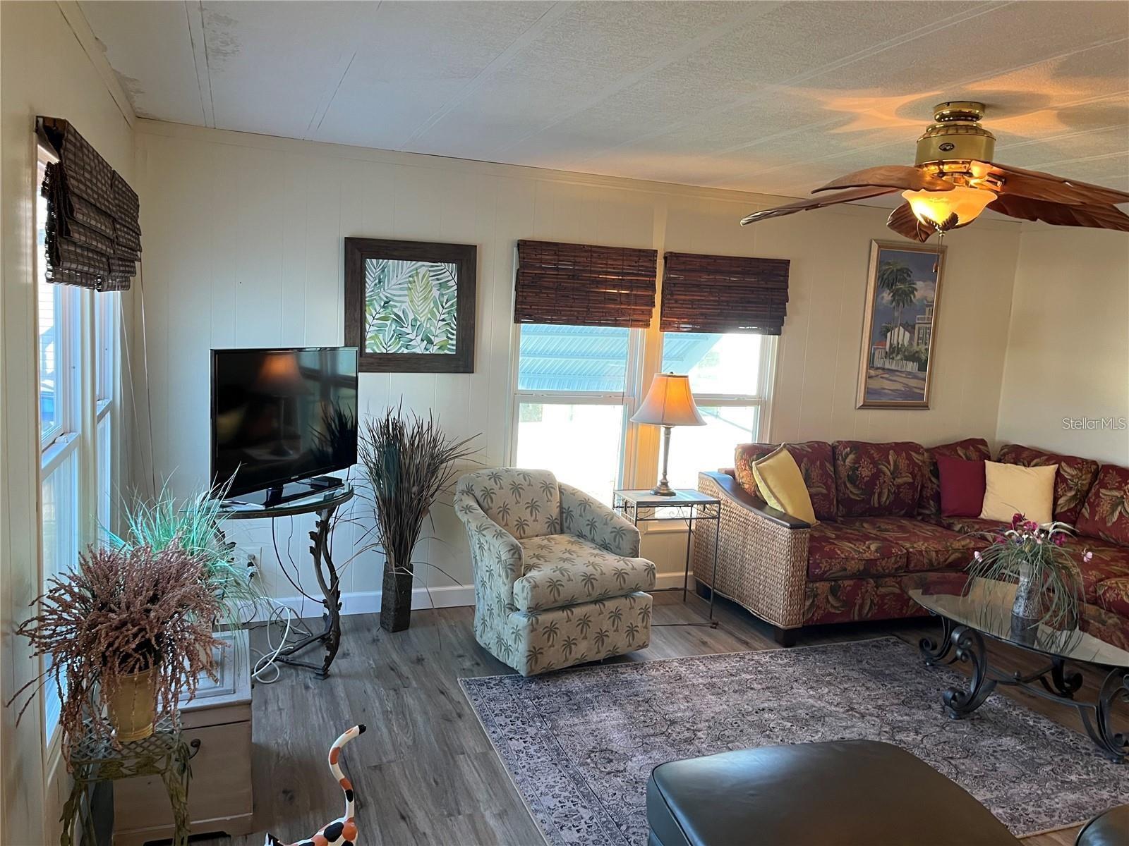 919 Cortina Blvd, Venice, FL 34285 — photo 20 of 53