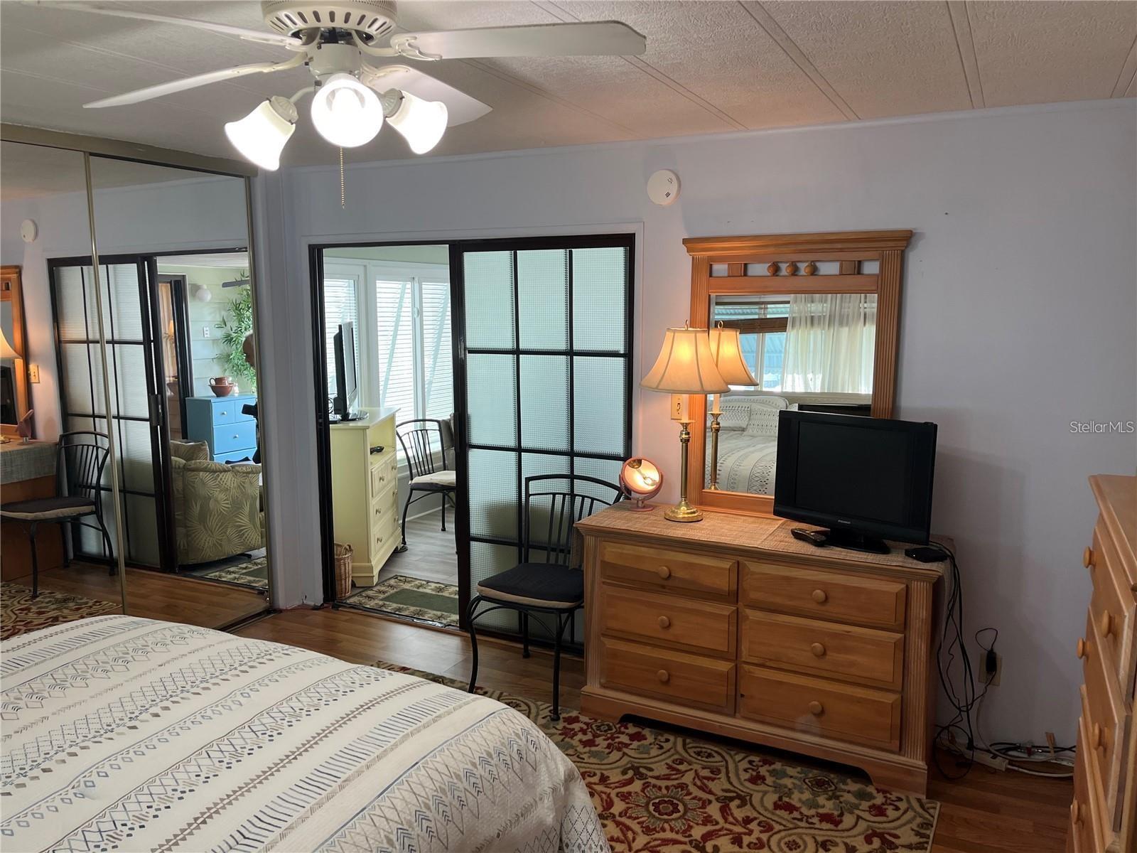 919 Cortina Blvd, Venice, FL 34285 — photo 31 of 53