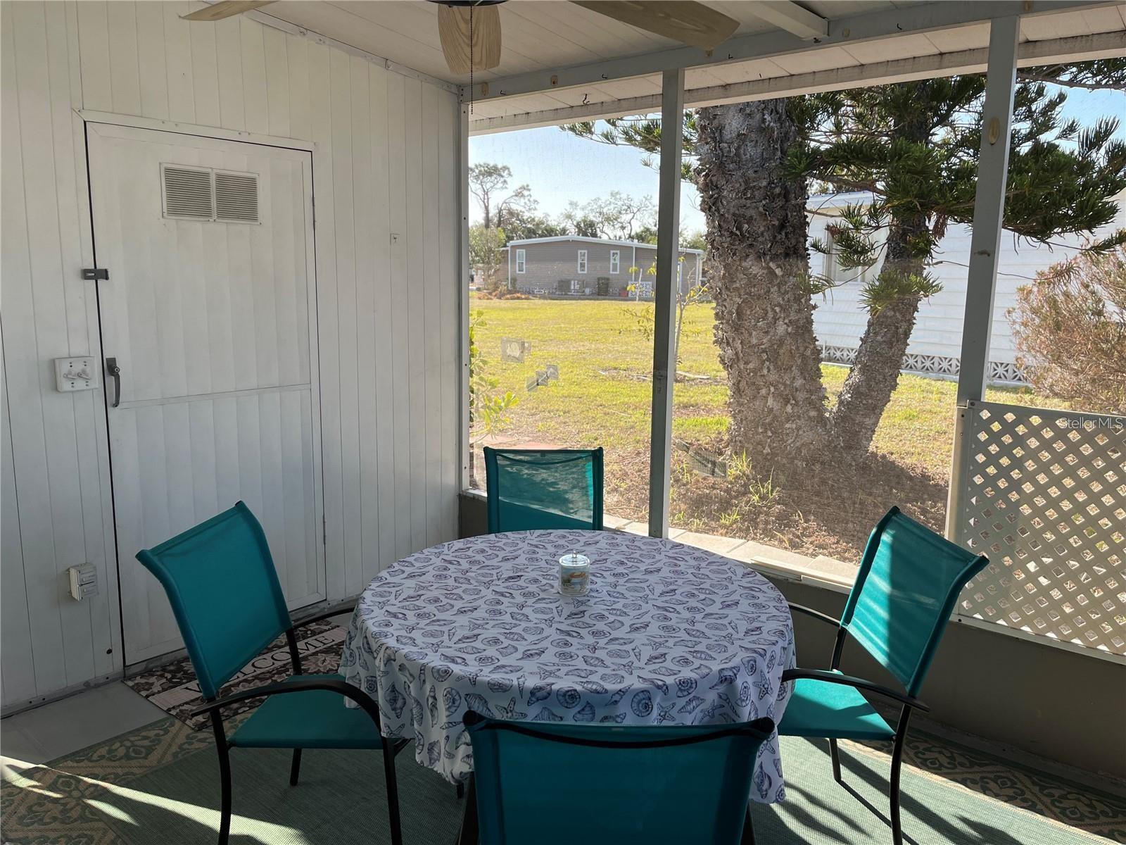 919 Cortina Blvd, Venice, FL 34285 — photo 8 of 53