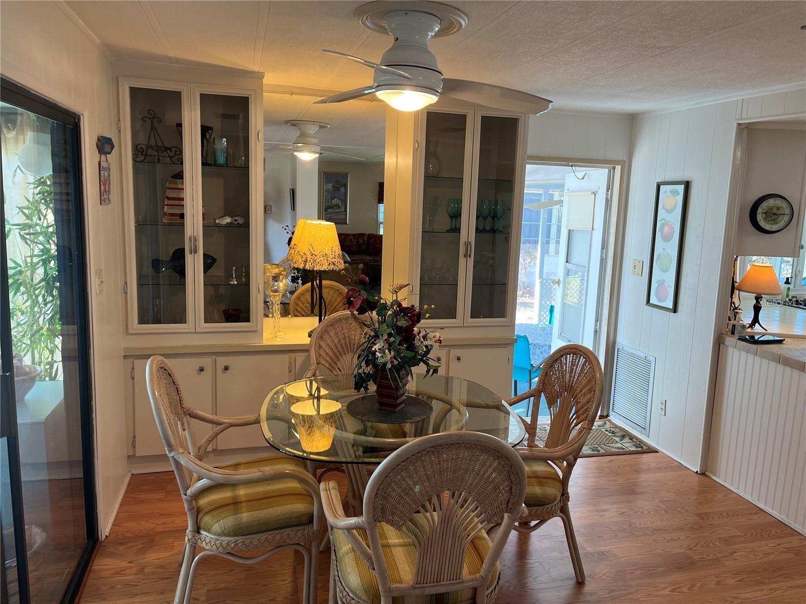 919 Cortina Blvd, Venice, FL 34285 — photo 9 of 53
