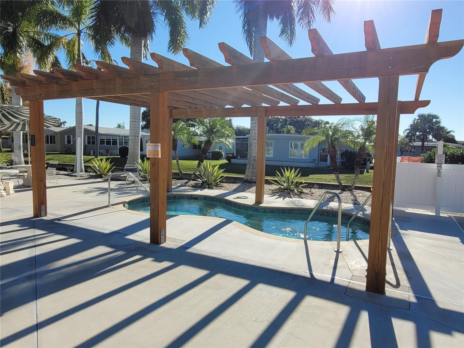 3332 Spanish Oak Ter, Sarasota, FL 34237 — photo 11 of 31