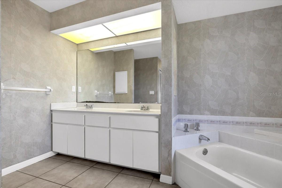 272 Broadmoor Ln, Rotonda West, FL 33947 — photo 35 of 81