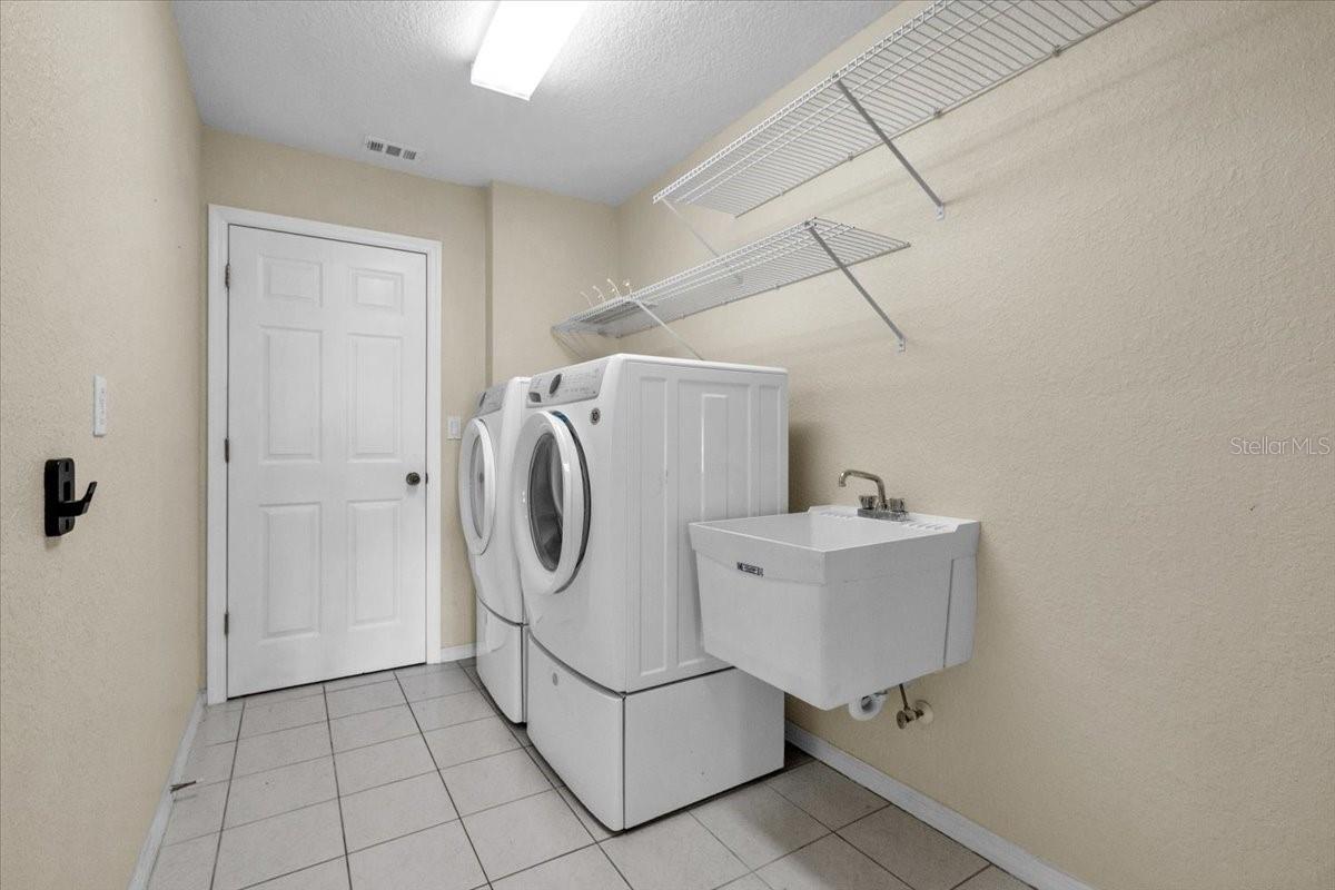 272 Broadmoor Ln, Rotonda West, FL 33947 — photo 49 of 81