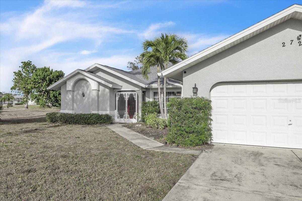 272 Broadmoor Ln, Rotonda West, FL 33947 — photo 6 of 81