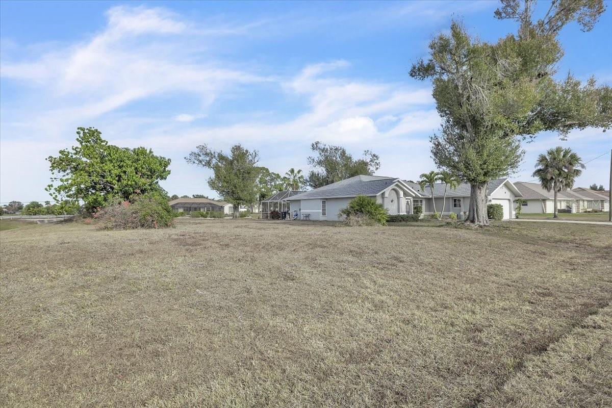 272 Broadmoor Ln, Rotonda West, FL 33947 — photo 78 of 81