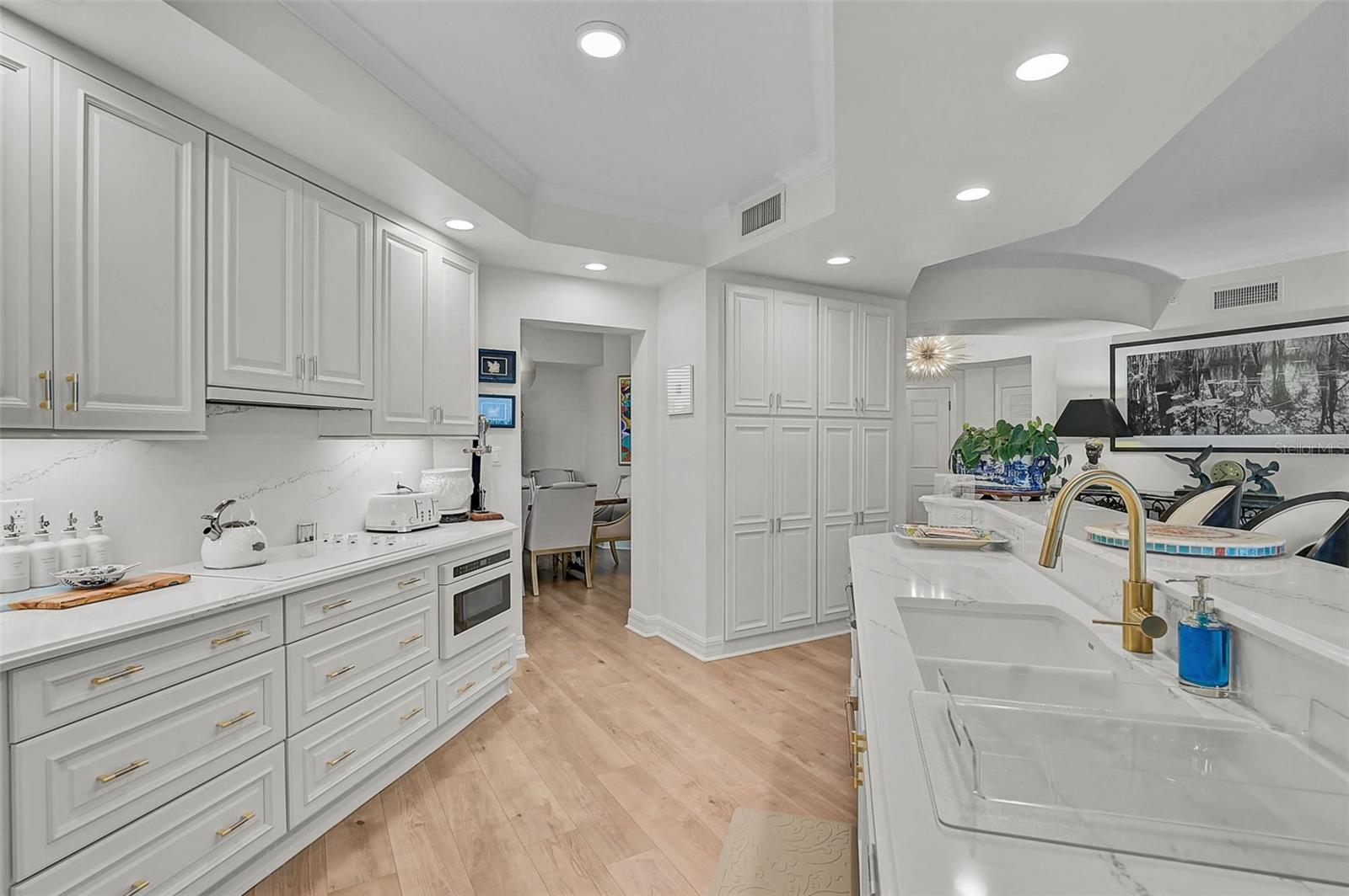 385 N Point Rd #304, Osprey, FL 34229 — photo 18 of 62