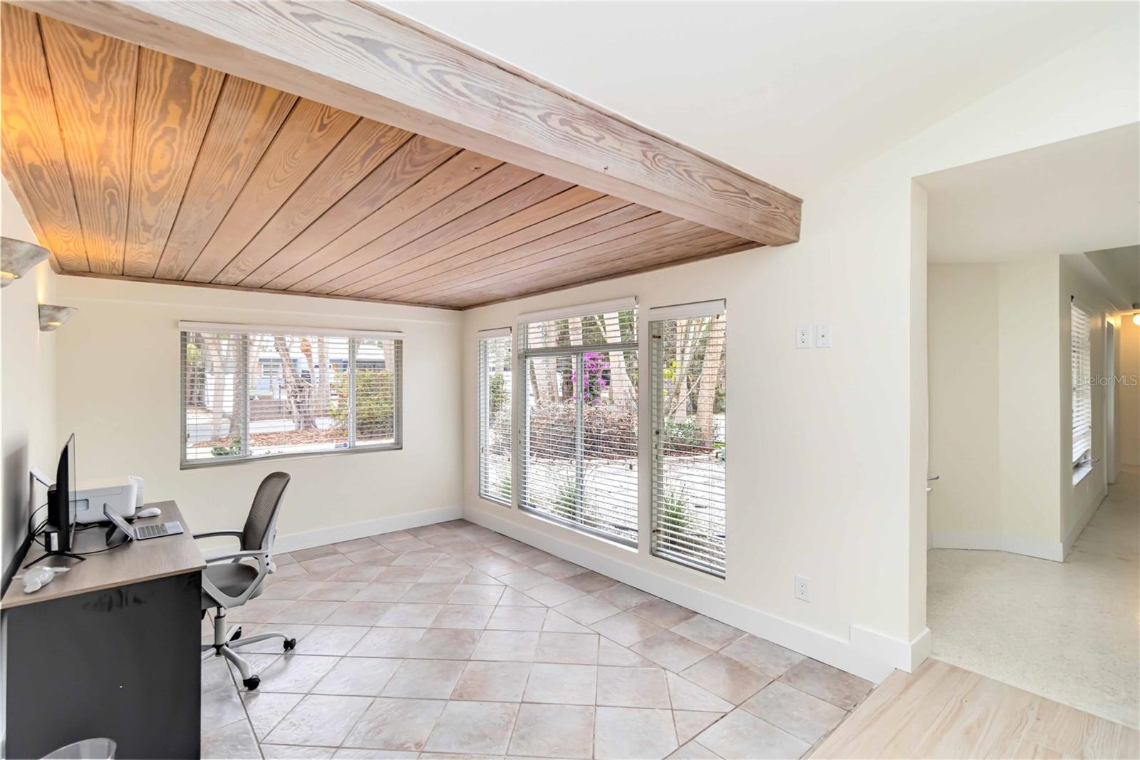 5107 Saint Albans Ave, Sarasota, FL 34242 — photo 12 of 42