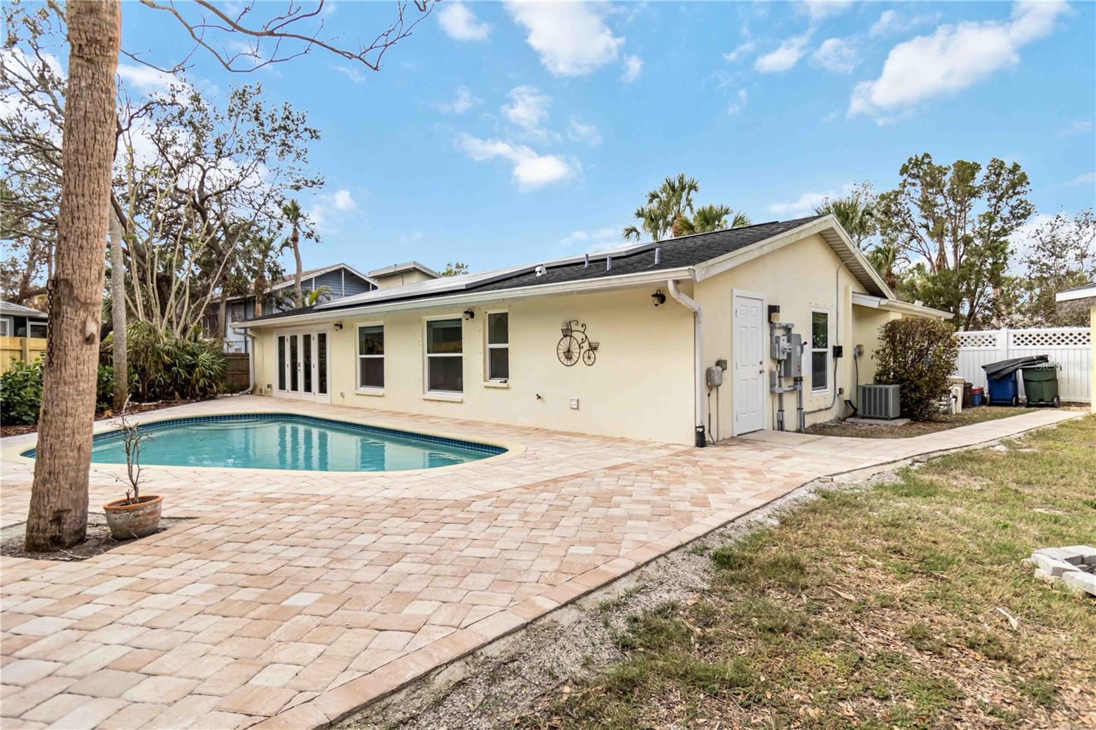 5107 Saint Albans Ave, Sarasota, FL 34242 — photo 33 of 42