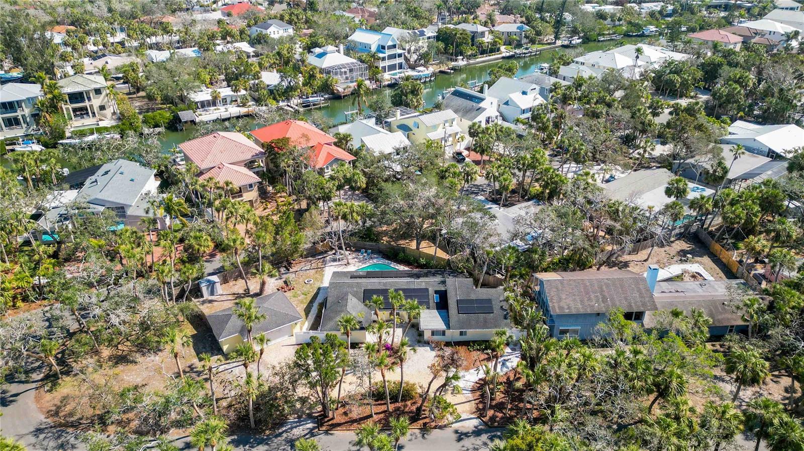 5107 Saint Albans Ave, Sarasota, FL 34242 — photo 37 of 42