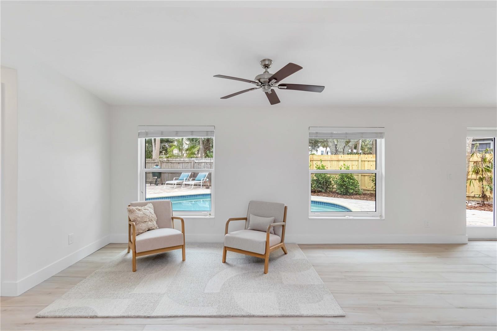5107 Saint Albans Ave, Sarasota, FL 34242 — photo 10 of 42