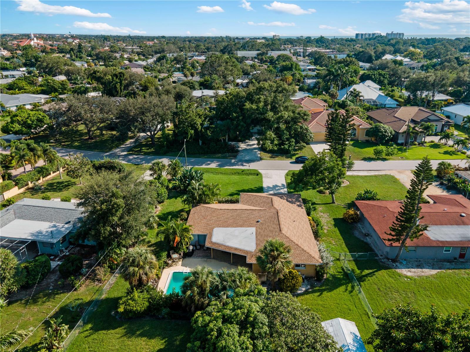 424 Baycrest Dr, Venice, FL 34285 — photo 39 of 54