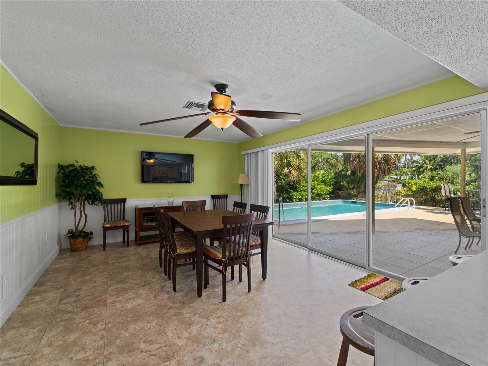 424 Baycrest Dr, Venice, FL 34285 — photo 5 of 54