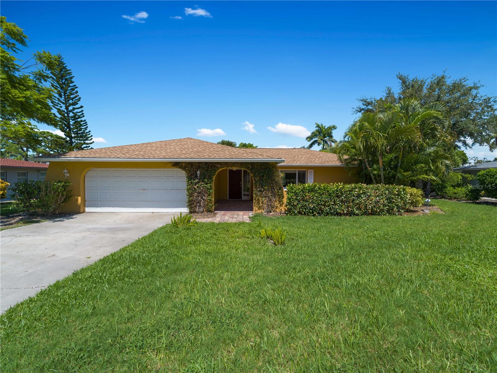 424 Baycrest Dr, Venice, FL 34285 — photo 41 of 54