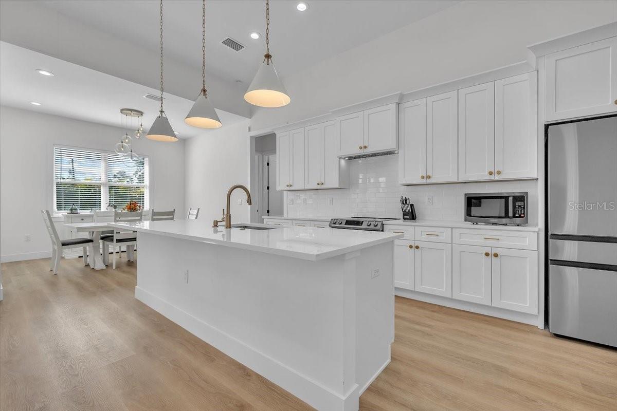 3083 Jeannin Dr, North Port, FL 34288 — photo 11 of 39