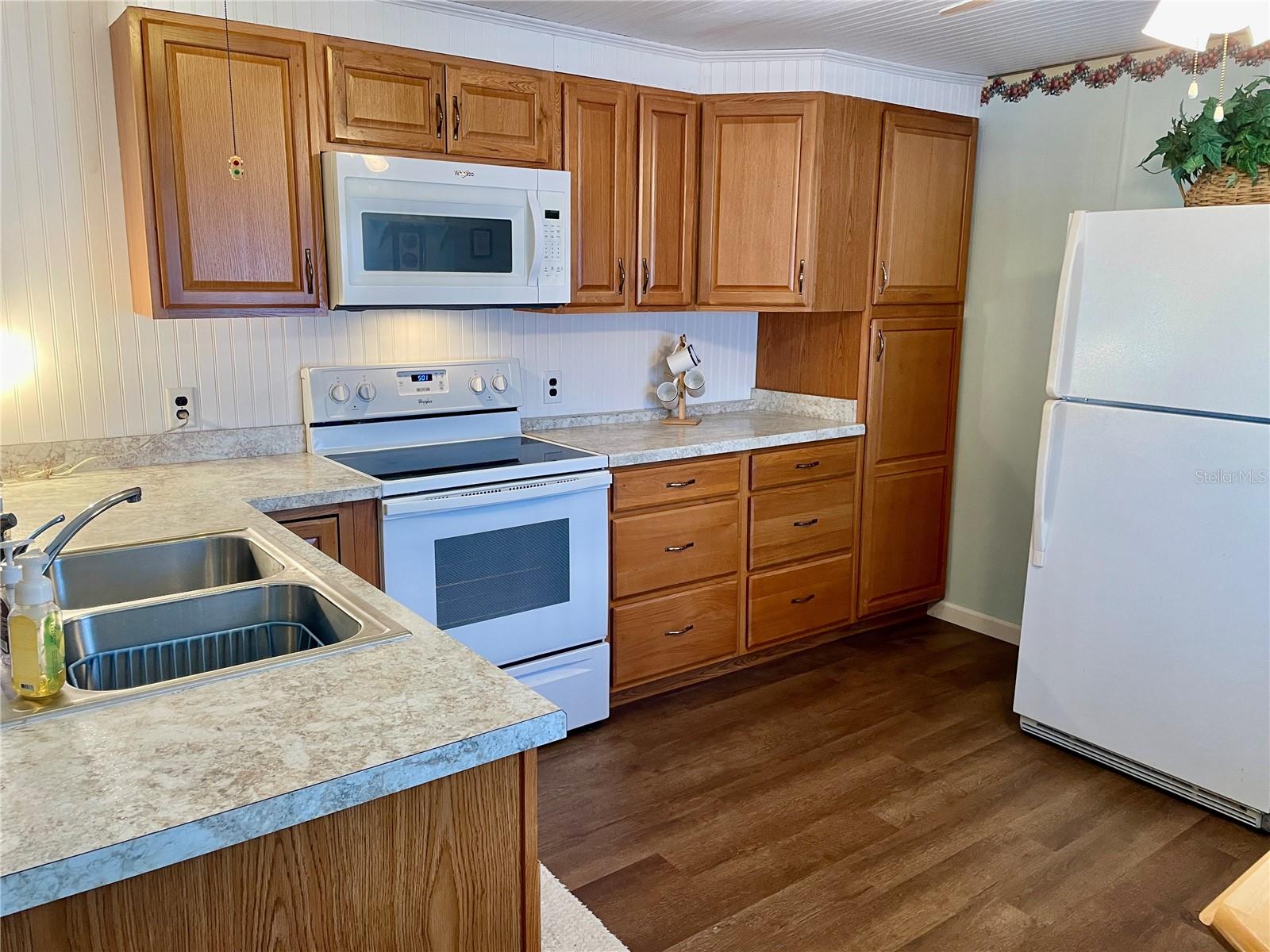 6452 Fleetwood Ct, North Port, FL 34287 — photo 14 of 48