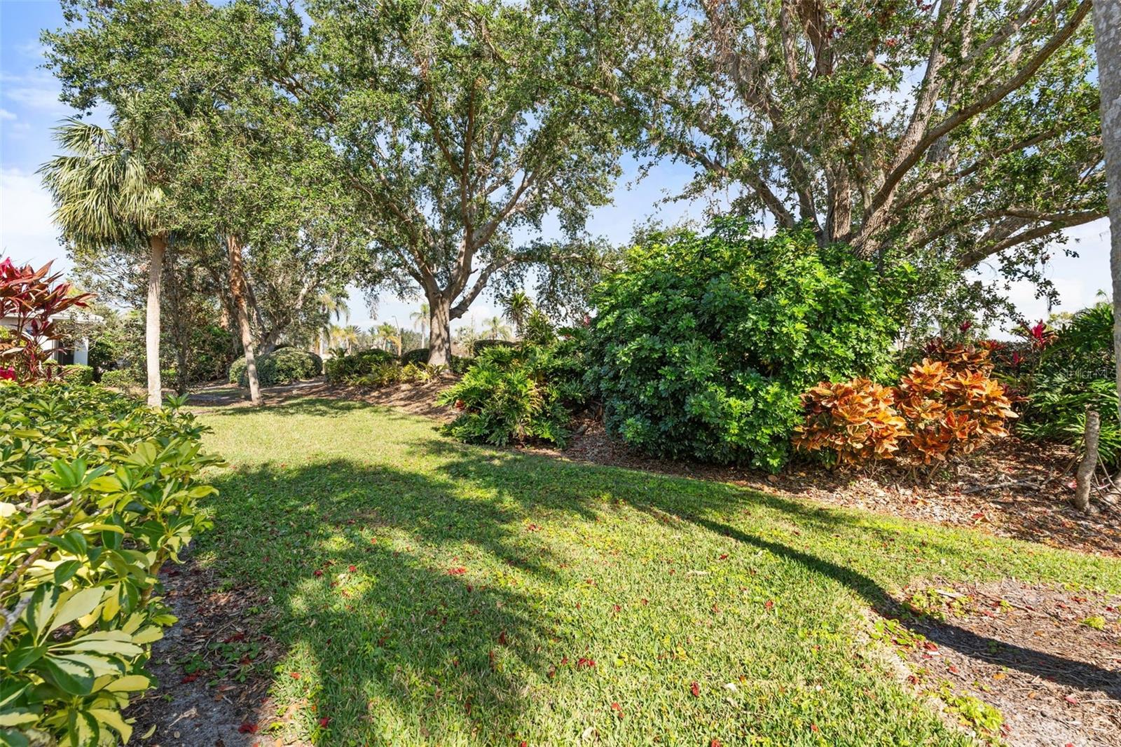 905 Barclay Ct, Venice, FL 34293 — photo 37 of 65
