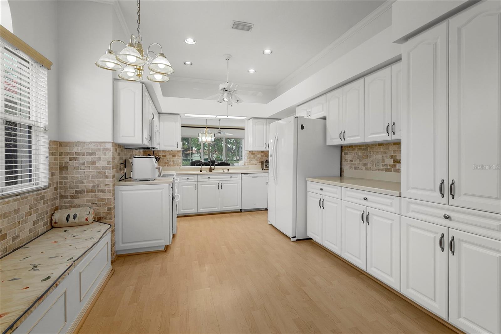 3350 W Chelmsford Ct #13, Sarasota, FL 34235 — photo 16 of 73