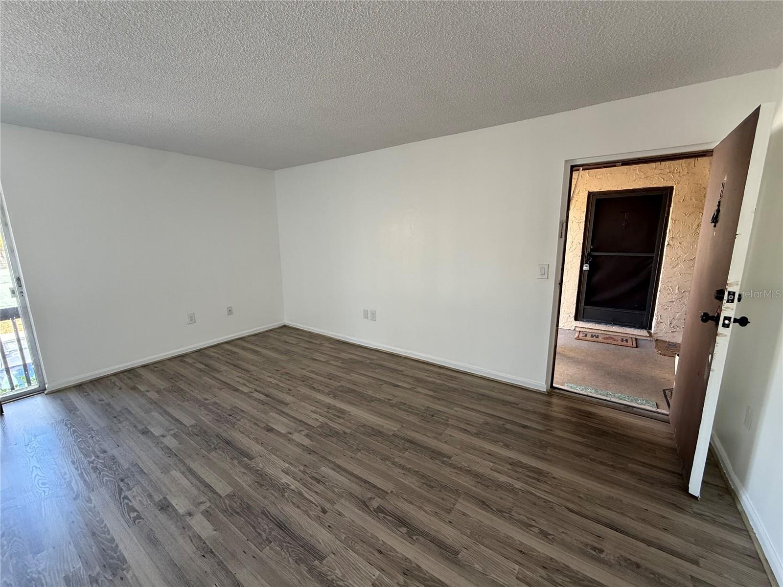 2636 Hidden Lake Dr N #h, Sarasota, FL 34237 — photo 2 of 22