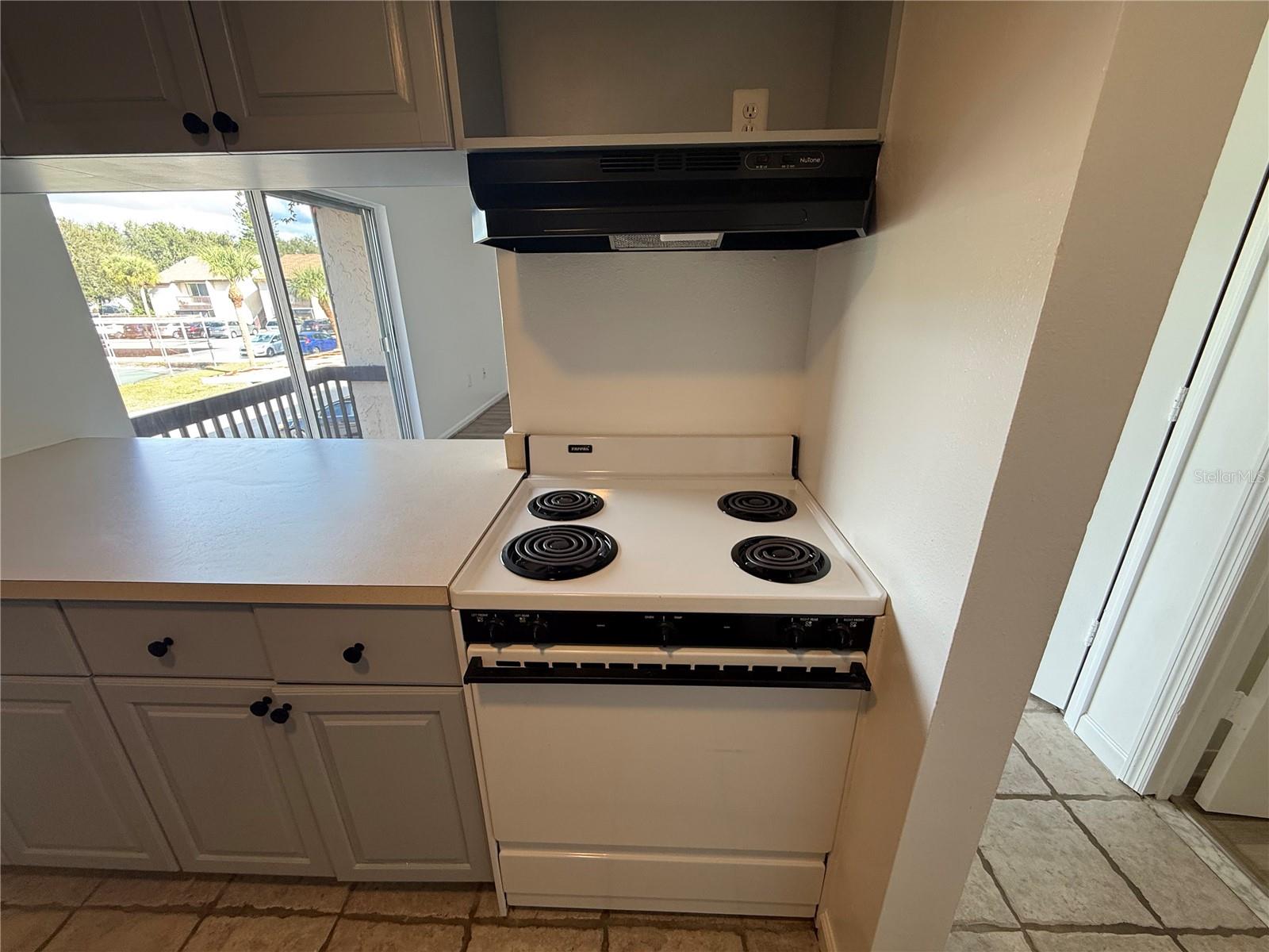 2636 Hidden Lake Dr N #h, Sarasota, FL 34237 — photo 6 of 22