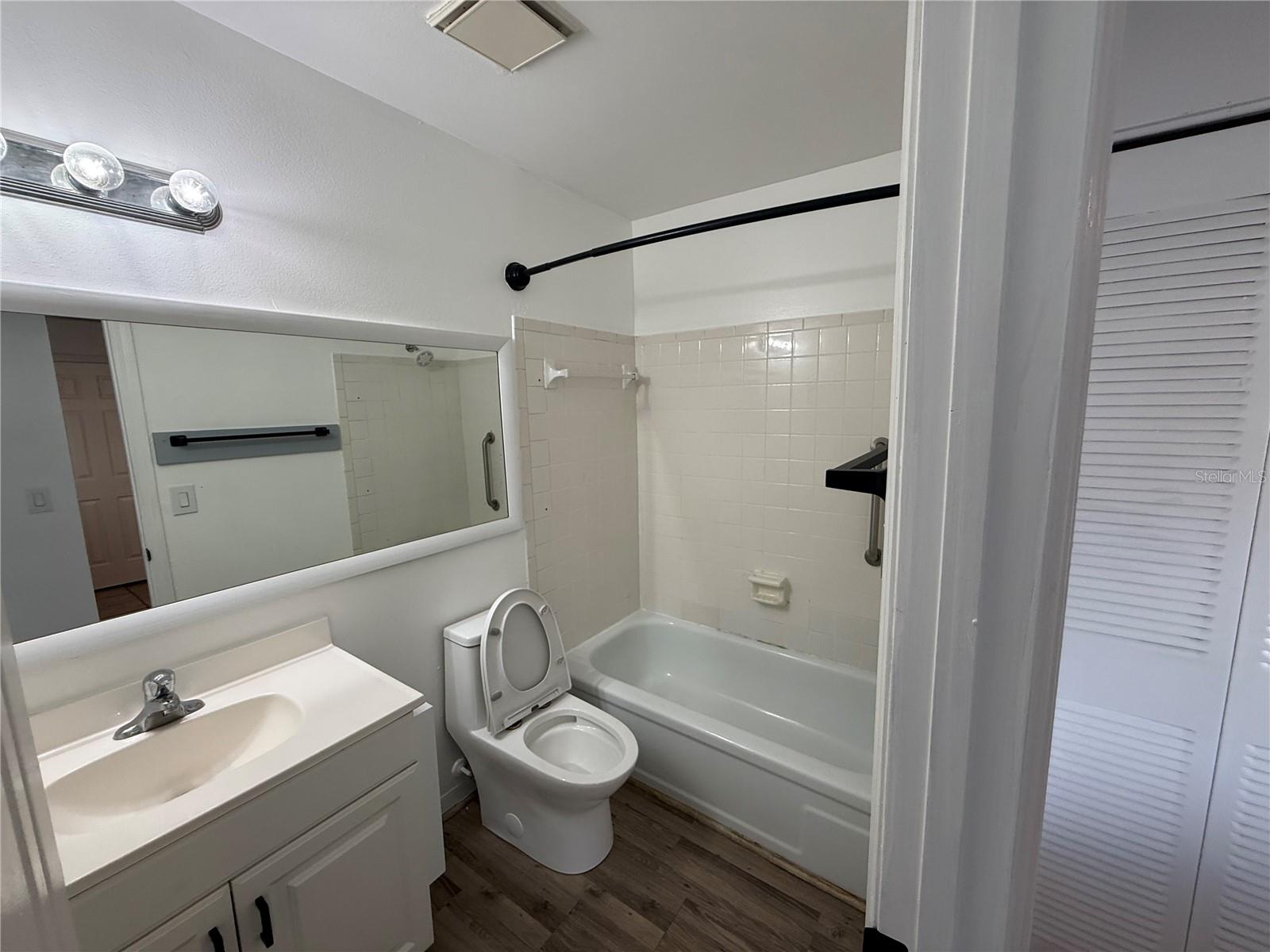 2636 Hidden Lake Dr N #h, Sarasota, FL 34237 — photo 10 of 22