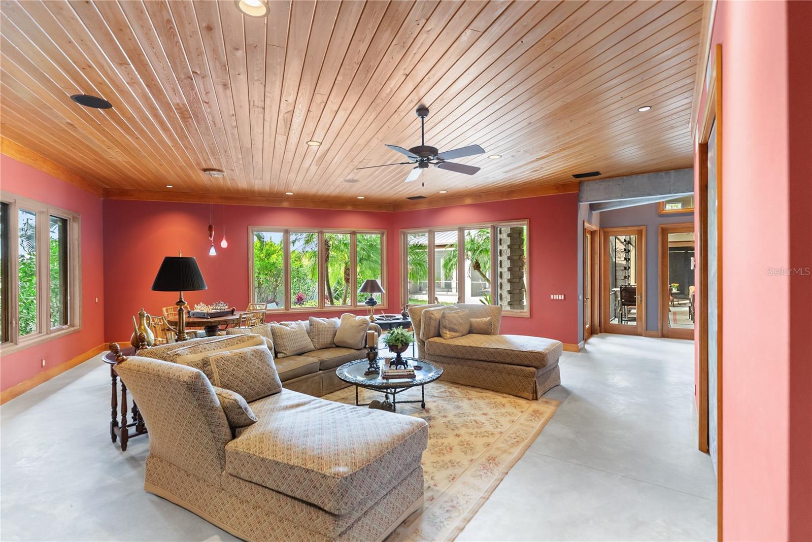 1804 N Lake Shore Dr, Sarasota, FL 34231 — photo 13 of 29