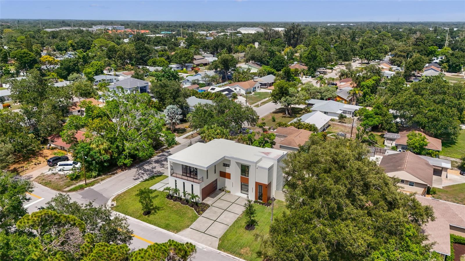 2604 Sydelle St, Sarasota, FL 34237 — photo 84 of 92