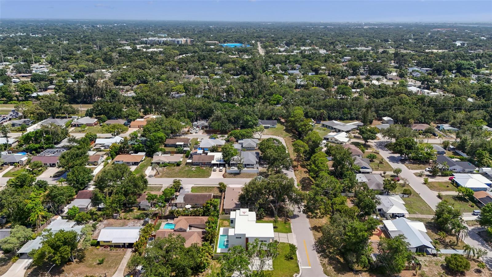 2604 Sydelle St, Sarasota, FL 34237 — photo 90 of 92