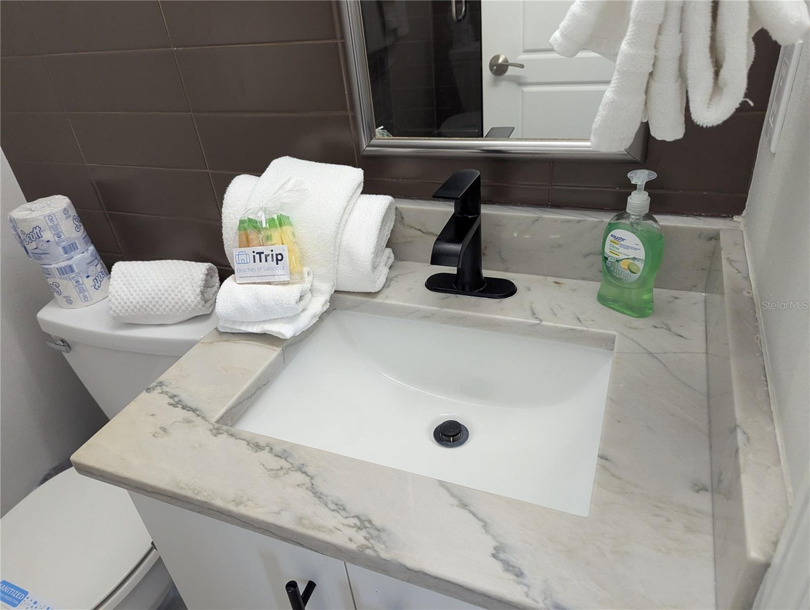 6732 Sarasea Cir #104C, Sarasota, FL 34242 — photo 26 of 92