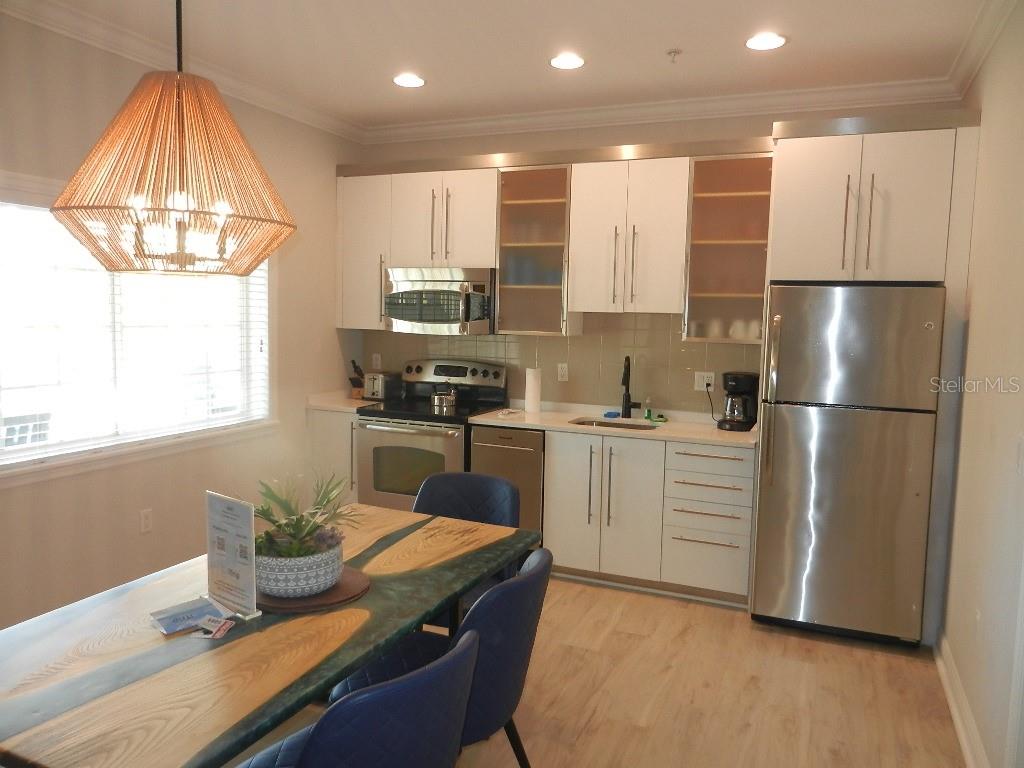 6732 Sarasea Cir #104C, Sarasota, FL 34242 — photo 9 of 92