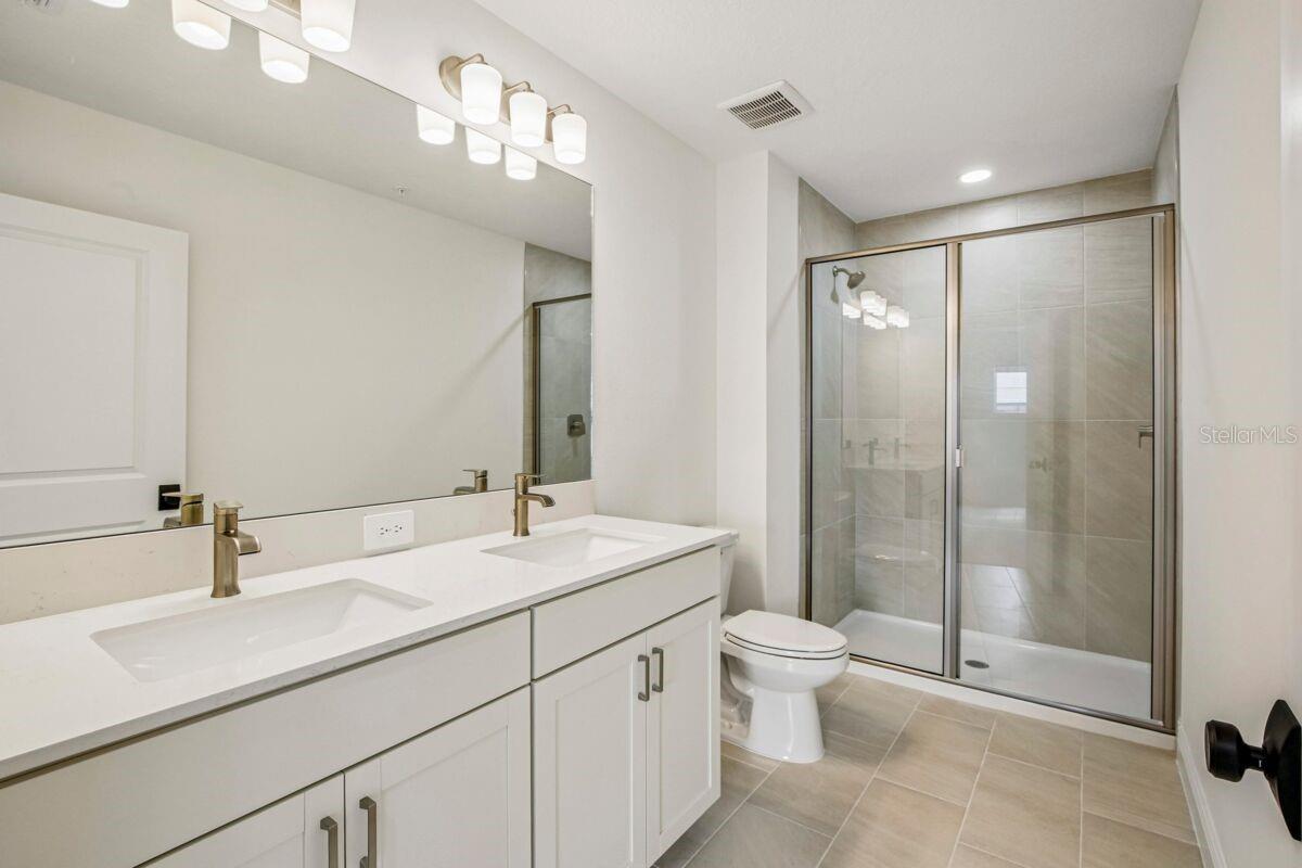 Owners Bath