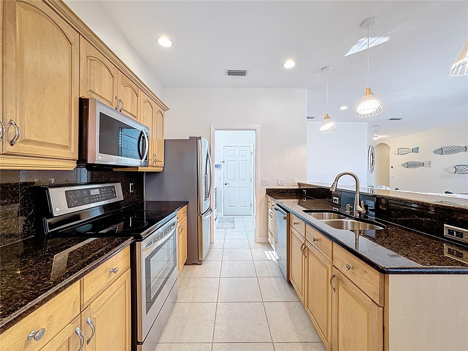5376 Levi Ln, Sarasota, FL 34233 — photo 16 of 52