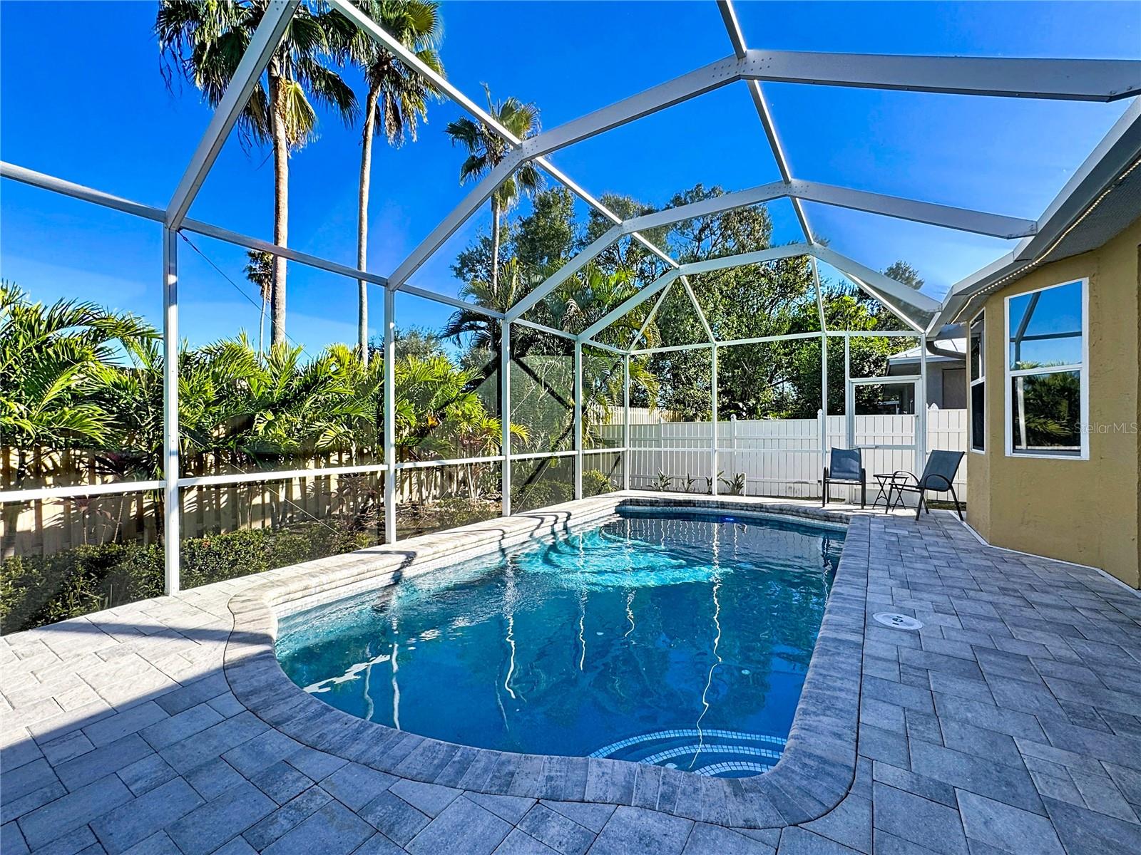 5376 Levi Ln, Sarasota, FL 34233 — photo 4 of 52