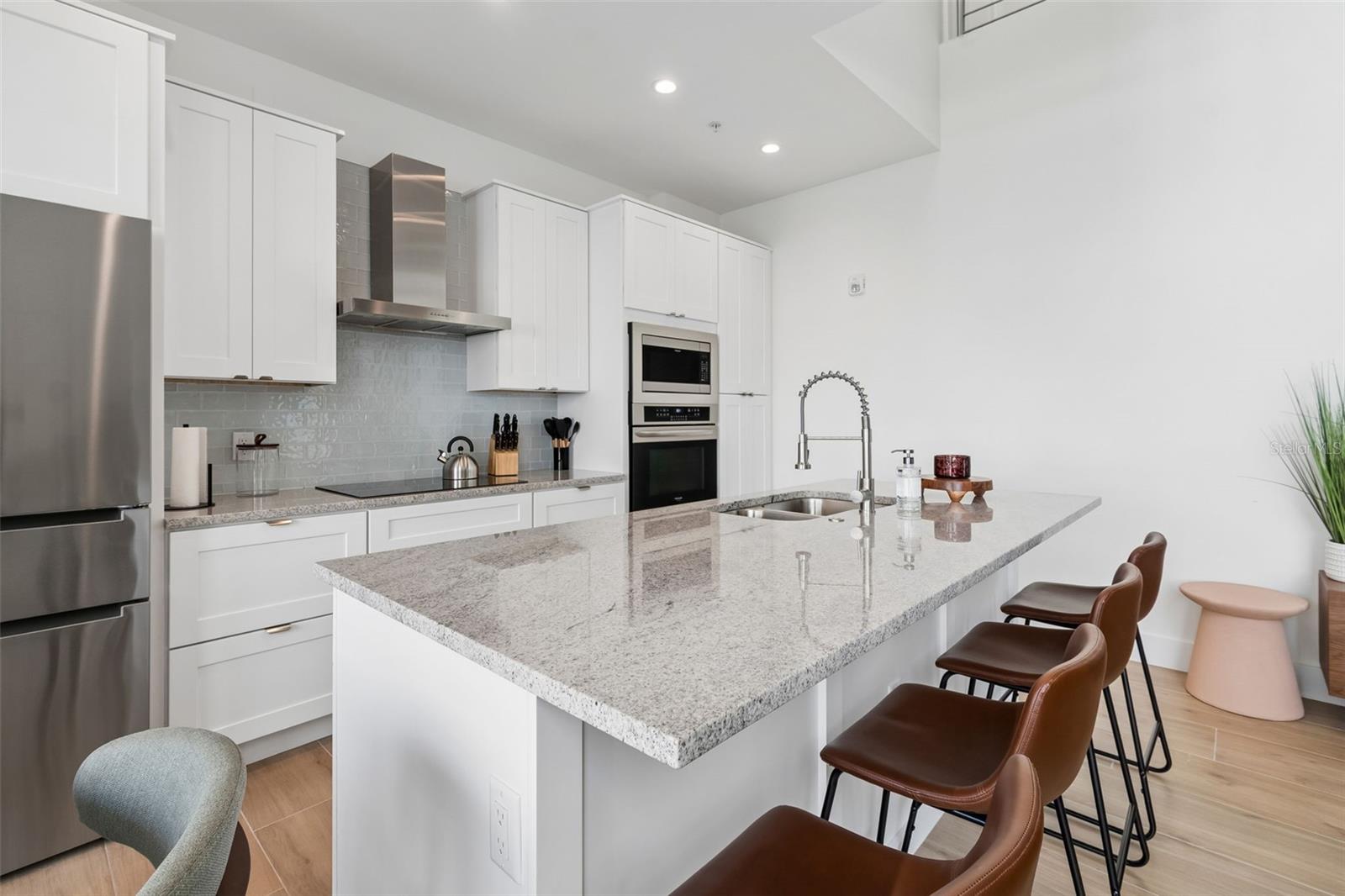 1343 4th St #202, Sarasota, FL 34236 — photo 27 of 81