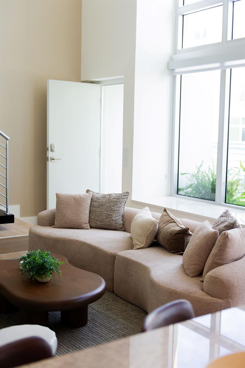 1343 4th St #202, Sarasota, FL 34236 — photo 4 of 81