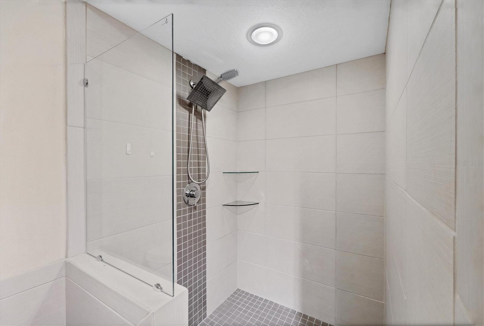 Primary bath with Washer/dryer closet