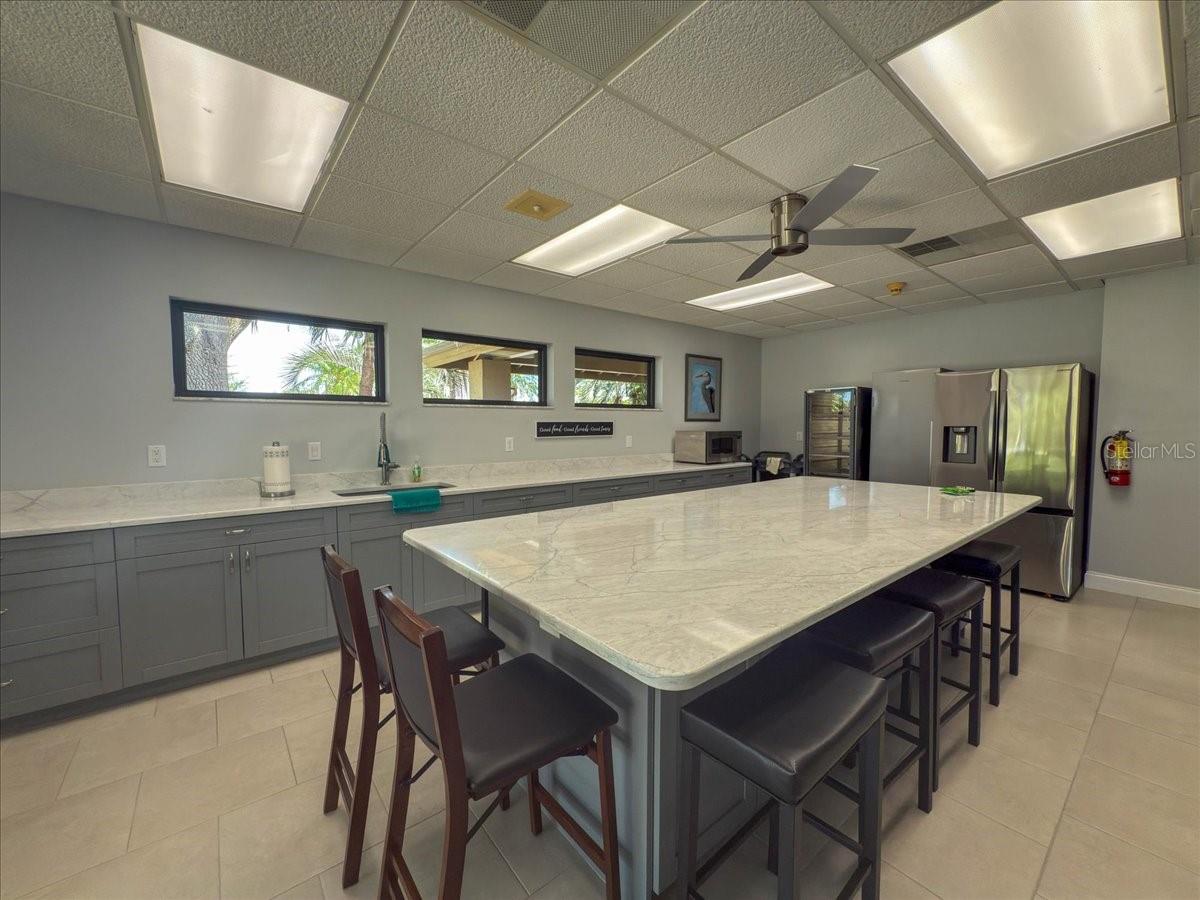 CLUB HOUSE KITCHEN