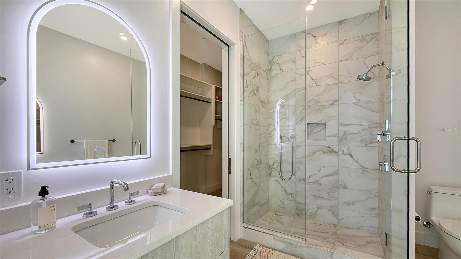 33 S Palm Ave #904, Sarasota, FL 34236 — photo 16 of 36