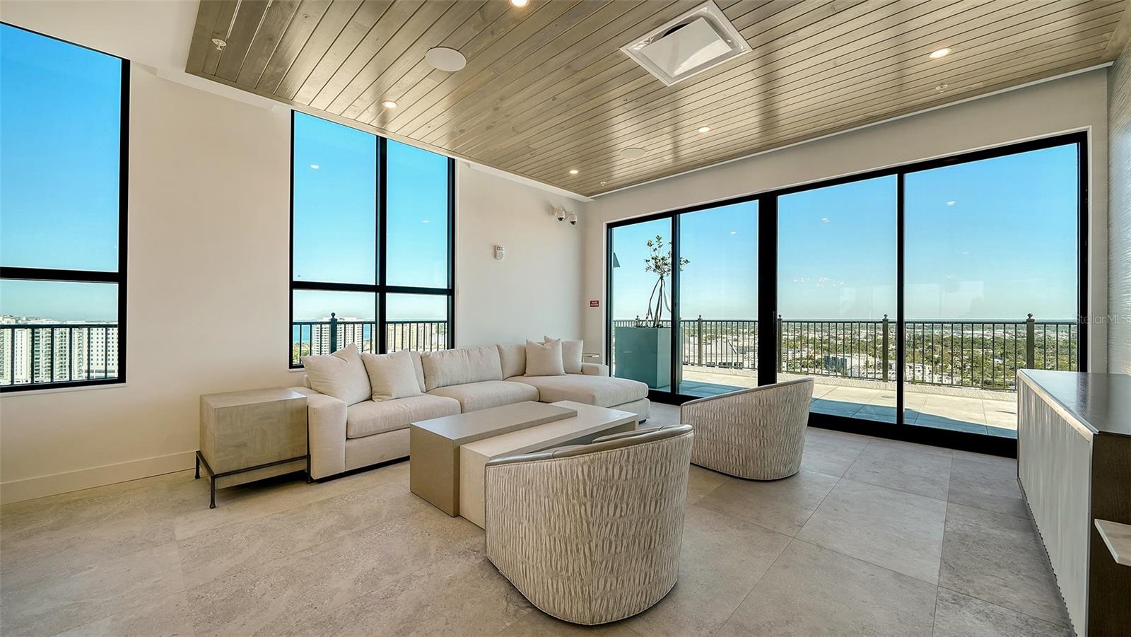 33 S Palm Ave #904, Sarasota, FL 34236 — photo 32 of 36