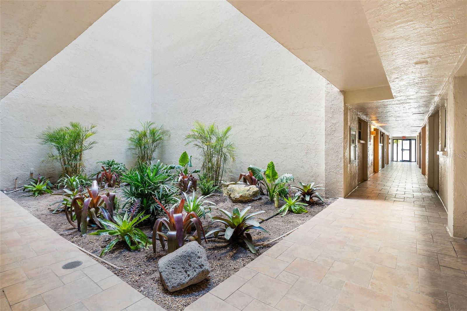 800 Benjamin Franklin Dr #110, Sarasota, FL 34236 — photo 26 of 36