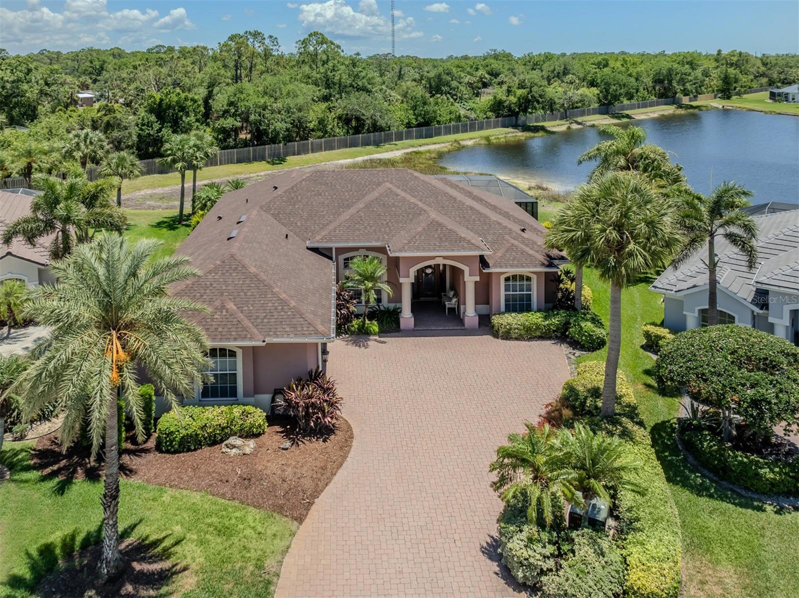 148 Wading Bird Dr, Venice, FL 34292 — photo 1 of 50