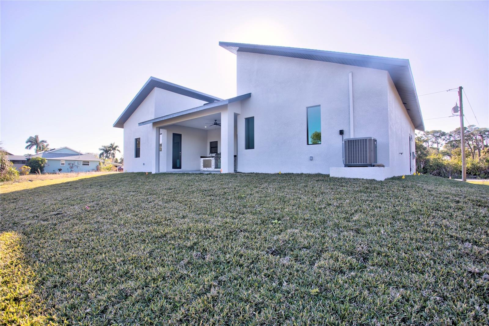 9574 Salt Lake St, Port Charlotte, FL 33981 — photo 8 of 58