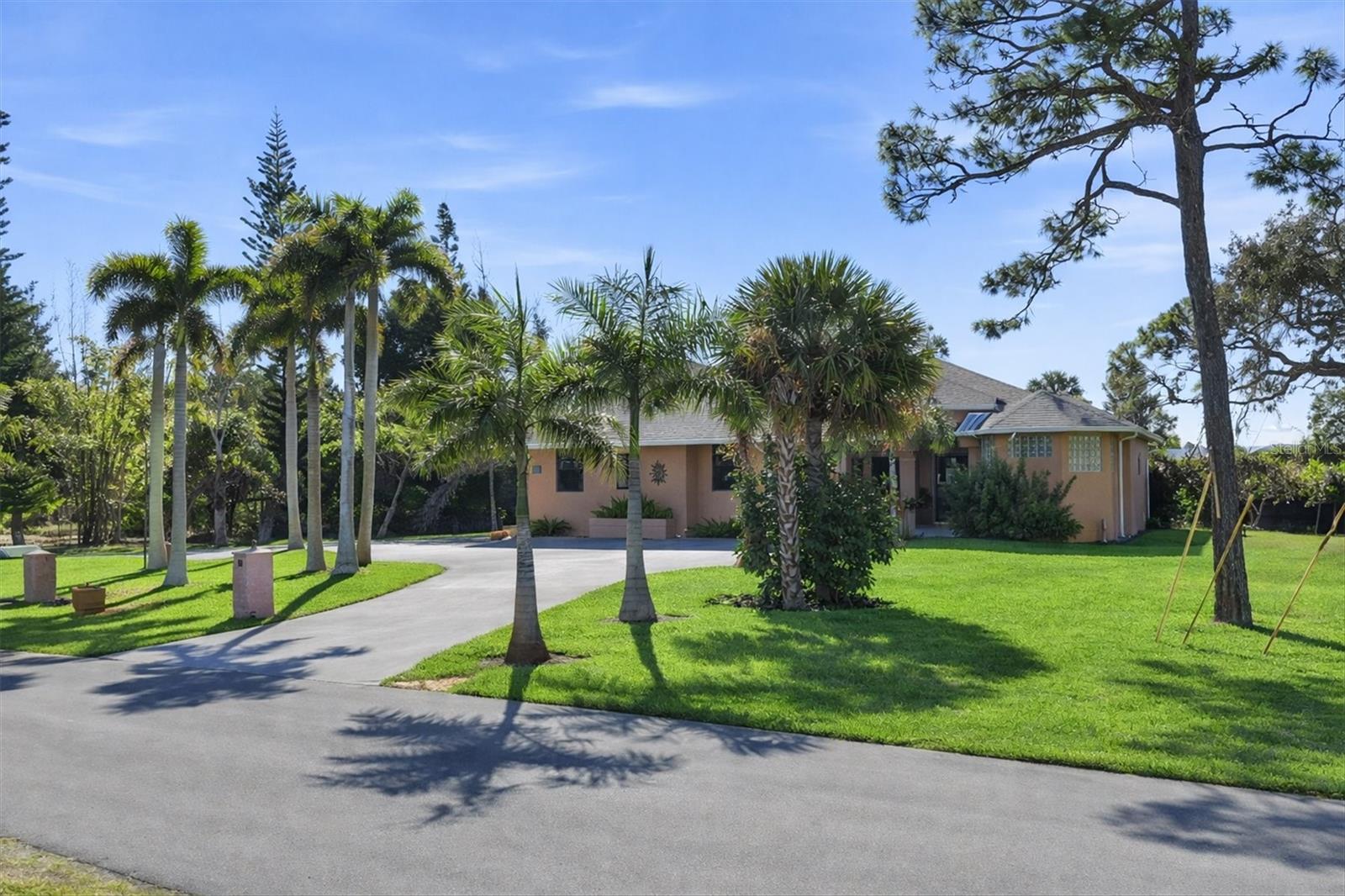 1710 Parker Dr, Englewood, FL 34223 — photo 16 of 58