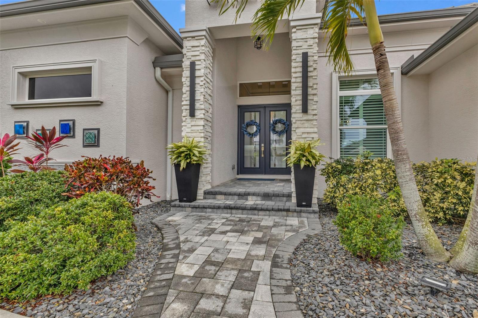 125 Great Isaac Ct, Punta Gorda, FL 33950 — photo 2 of 100