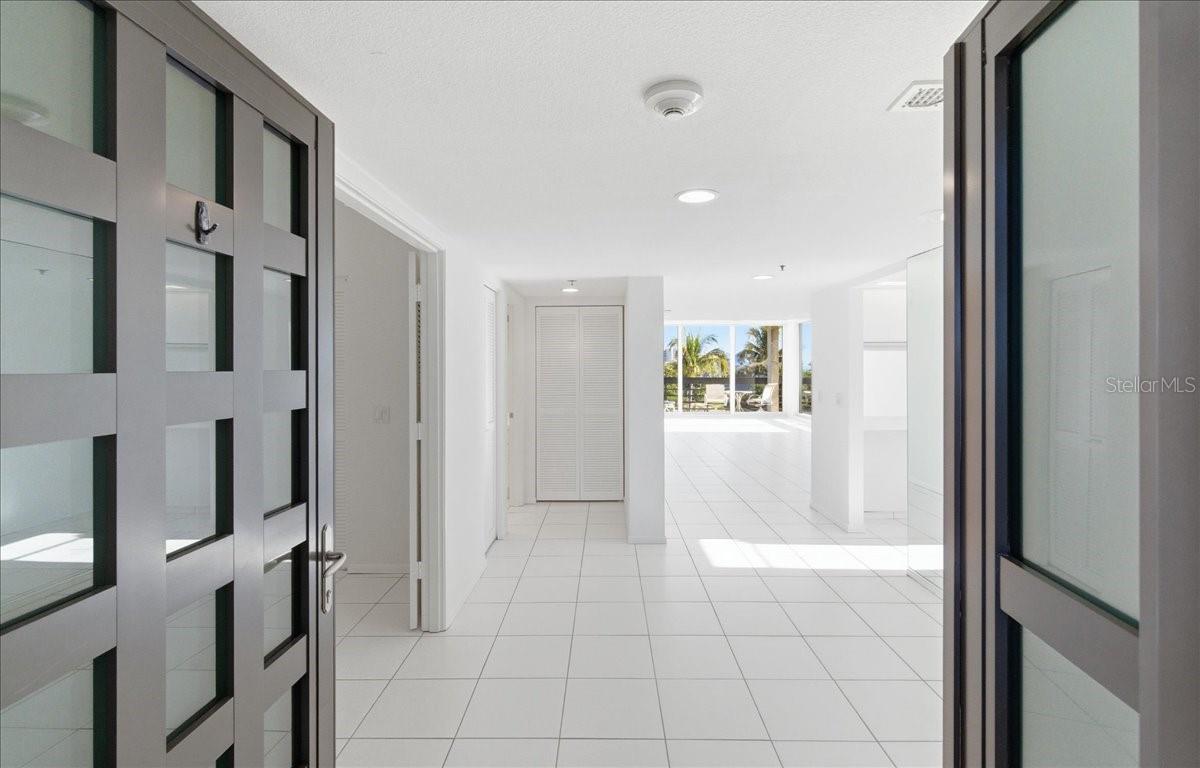 1065 Gulf of Mexico Dr #305, Longboat Key, FL 34228 — photo 12 of 52