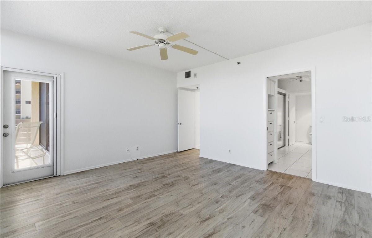 1065 Gulf of Mexico Dr #305, Longboat Key, FL 34228 — photo 25 of 52