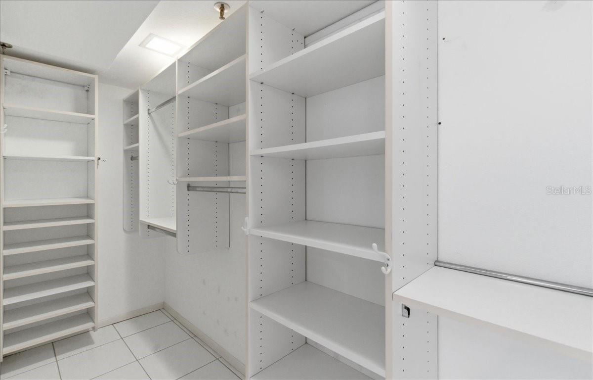 1065 Gulf of Mexico Dr #305, Longboat Key, FL 34228 — photo 29 of 52